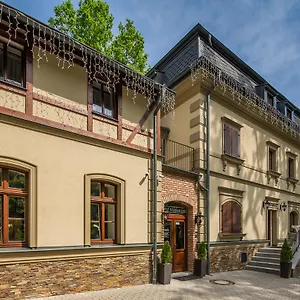 Male Versailles Hotel Karlowe Wary